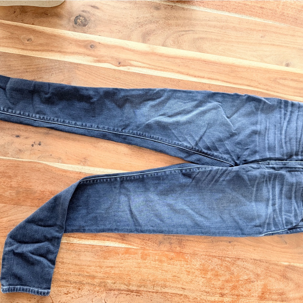 Hudson Jeans Women's Super Skinny Stretch Denim in Faded Black Wash